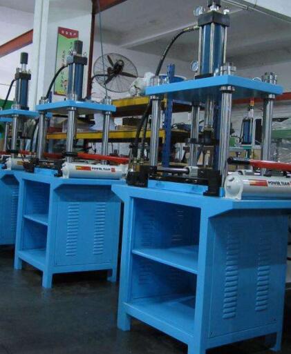 油壓機(jī)實(shí)拍